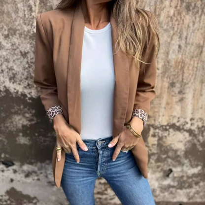 💝Elegancka damska marynarka z modnym podszewką w panterkę!🐆