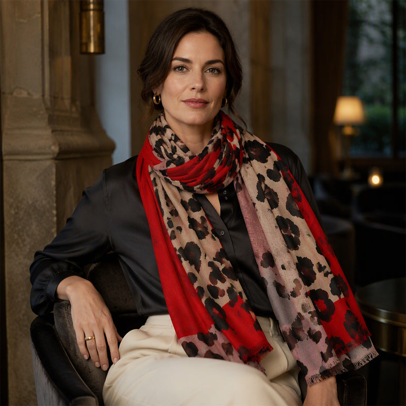 🍂🧣Versatile Lightweight Leopard Print Shawl Scarf
