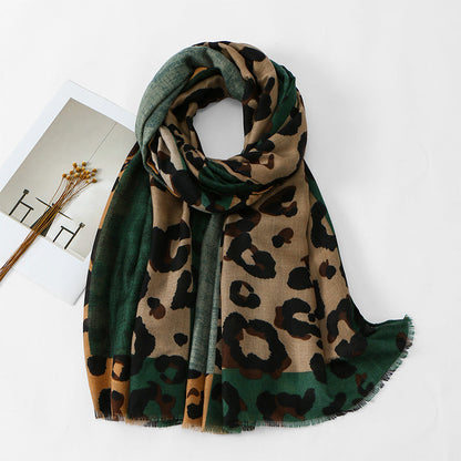 🍂🧣Versatile Lightweight Leopard Print Shawl Scarf